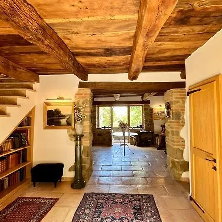 Italian Villa. Infinity Pool, Fab Views, 10 Acres. Preggio
