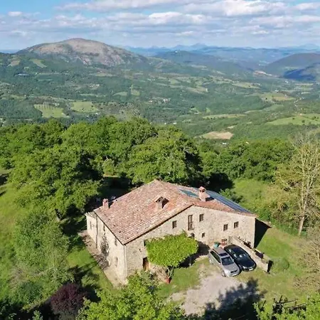Italian Villa. Infinity Pool, Fab Views, 10 Acres. *