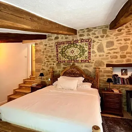 Villa Italian Villa. Infinity Pool, Fab Views, 10 Acres. Preggio
