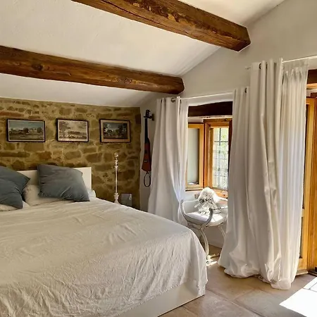 Italian Villa. Infinity Pool, Fab Views, 10 Acres. Preggio